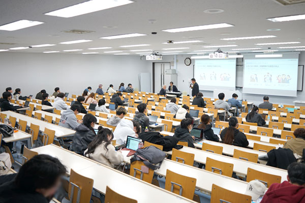 多摩大学講演の様子